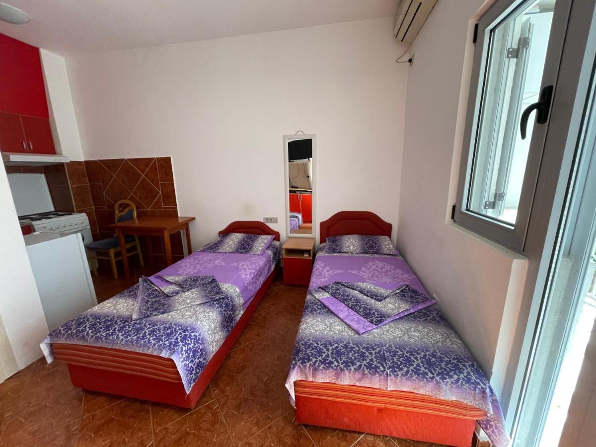 Apartments Zevs Будва Экстерьер фото