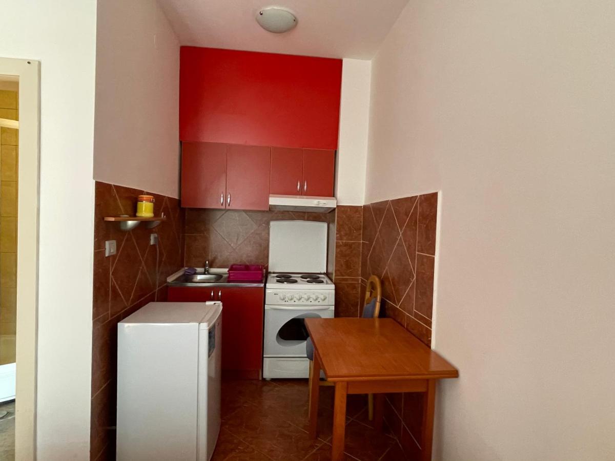 Apartments Zevs Будва Экстерьер фото