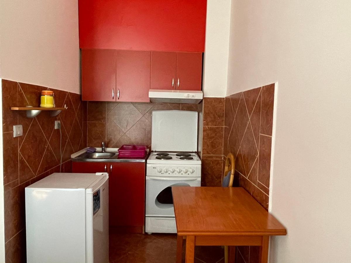 Apartments Zevs Будва Экстерьер фото